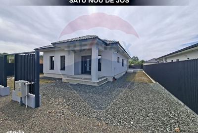 Casă cu 3 camere în Satu Nou de Jos