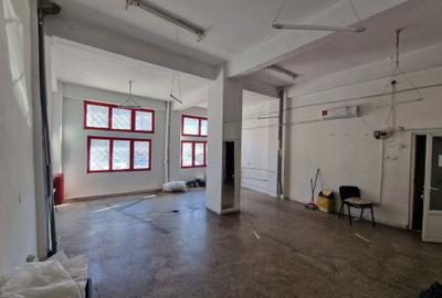 Spațiu comercial, de 46 mp, în Catane - 1