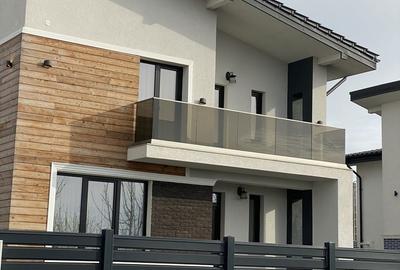 Casă cu 4 camere decomandat în Cug - 3