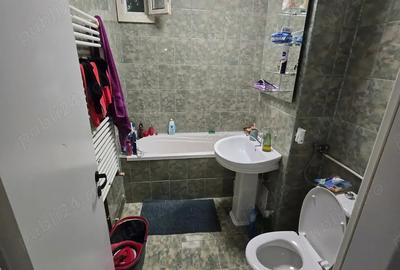 Apartament cu 3 camere decomandat în Central - 9