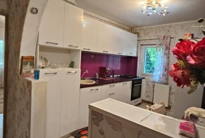 APARTAMENT 3 CAMERE DECOMANDAT  FIZICIENILOR -SURAIA