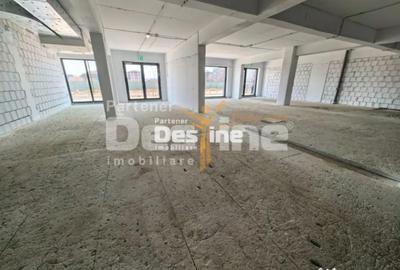 Spațiu comercial, de 217 mp, în Central - 5