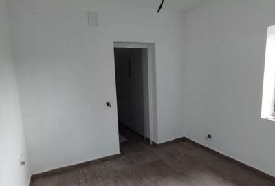 Casă cu 6 camere cu Teren 600 Mp în Călugăreni - 6