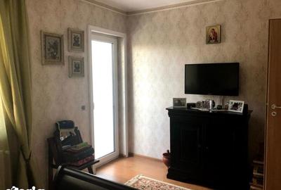 Apartament cu 2 camere decomandat, mobilat în Craiovița Nouă