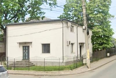 Casa Parter și etaj Centru spate Mitropolie. - 1
