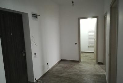 Apartament cu 2 camere decomandat în Apărătorii Patriei - 7