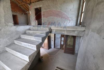 Casă cu 6 camere cu Teren 1680 Mp în Alexandru cel Bun - 15