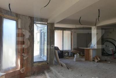 Casă cu 7 camere cu Teren 1000 Mp în Central - 5