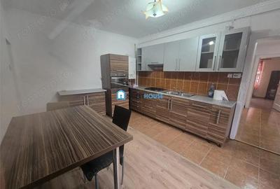 Casă cu 3 camere cu Teren 681 Mp în Central - 6