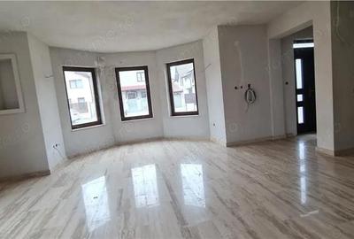 Casă cu Teren 600 Mp în Livada - 10