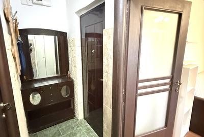 Garsonieră decomandată, mobilată în Canta - 9