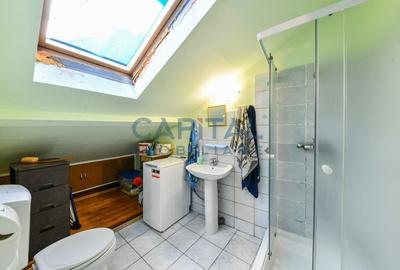 Imobil, 2 apartamente suprafata 35 mp fiecare, mansarda amenajata, ultracentral Imobil, 2 apartamente suprafata 35 mp fiecare, mansarda amenajata, ultracentral - 2