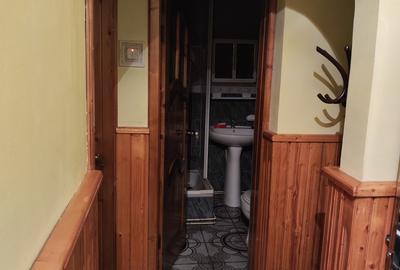 Apartament cu 4 camere în Micro 3 - 4