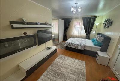 Garsoniera 45 mp (FACTURI INCLUSE), curte+ foisor, parcare - 4