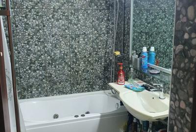 Apartament cu 3 camere decomandat în Nord
