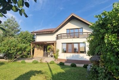 Casa individuala de inchiriat