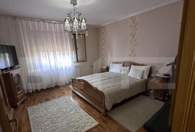 Casa spa?ioasa, 11 camere, 600 mp, teren 1450 mp, zona Li - 14
