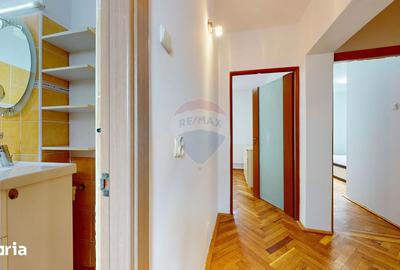 Apartament cu 4 camere, mobilat în Central - 16