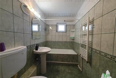 Apartament cu 2 camere decomandat în Casa de Cultură - 5