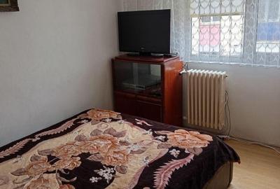 Apartament cu 2 camere semidecomandat în Rovine - 2