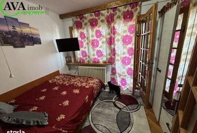 Apartament cu 3 camere semidecomandat în Central - 6