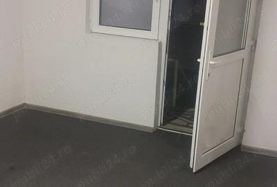 Spațiu comercial, de 28 mp, în Central - 5