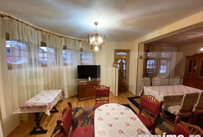 Vila cu potential de transformare in pensiune, 13 camere, Timisul de Sus, Brasov - 15