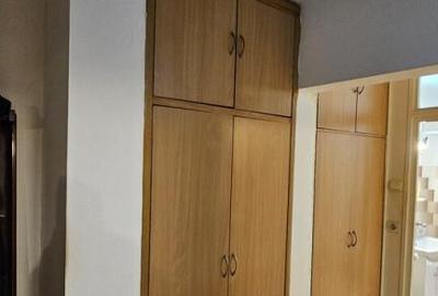 Apartament cu 2 camere decomandat în Democrației