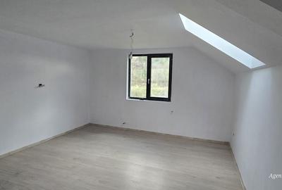 Casă cu 5 camere cu Teren 1000 Mp în Mihai Eminescu - 16