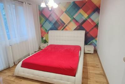 Apartament cu 3 camere decomandat în Central - 2