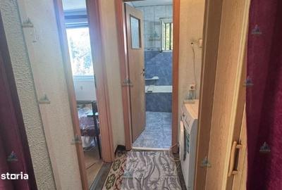 Apartament cu 3 camere semidecomandat în Uiești - 12