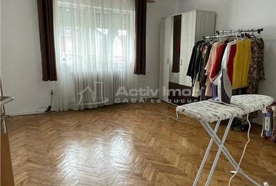 Casă cu 4 camere cu Teren 125 Mp în Mărăști - 4