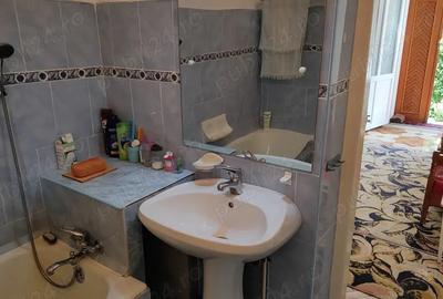 Casă cu 6 camere în Central - 9