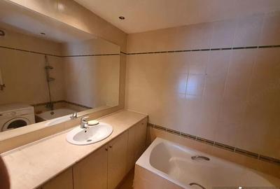 Apartament cu 2 camere decomandat în Torontalului