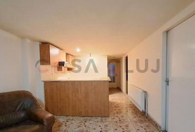 Casă calcan, Curte,  grădină, Iris!! - 14