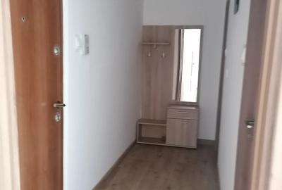 Inchiriez garsoniera - 1