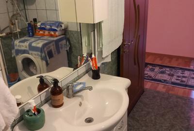 Casă cu 7 camere cu Teren 1000 Mp în Central - 12