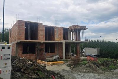 Casa moderna cu piscina suspendata, vedere panoramica in Cisnadioara. - 7