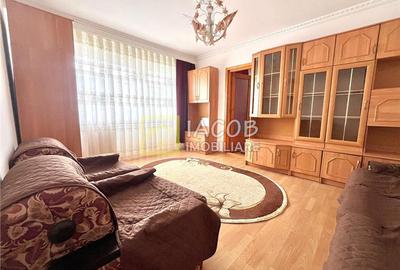 Apartament cu 2 camere nedecomandat, mobilat în 9 Mai - 2