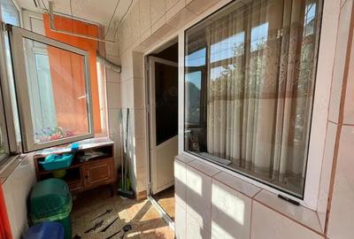 Apartament cu 4 camere decomandat în Neptun - 13