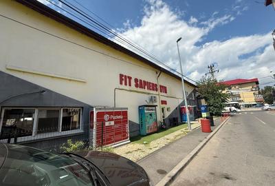 Spațiu comercial, de 300 mp, în Central - 1