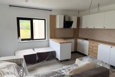 Casă cu 5 camere cu Teren 200 Mp în Dărmănești - 6