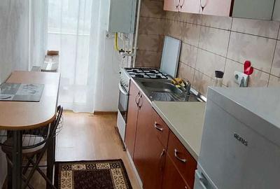 Garsonieră decomandată în Central - 8