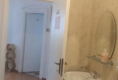 Spațiu comercial, în Ultracentral - 1