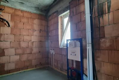 Casă individuală cu 4 camere cu Canalizare în Nord - 12