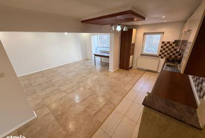 Apartament cu 4 camere în Central - 4