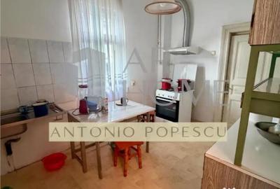 Casă cu 4 camere cu Teren 285 Mp în Central - 4