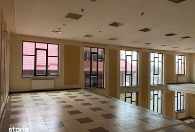 Spațiu comercial, de 450 mp, în Central - 19