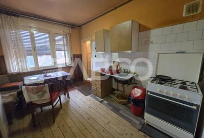 Apartament de vanzare la casa 4 camere 129mp zona Sub Arini COMISION 0 Apartament de vanzare la casa 4 camere 129mp zona Sub Arini COMISION 0 - 5