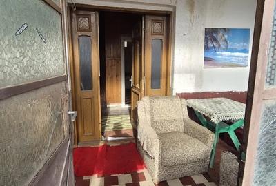 Casă cu 5 camere cu Teren 180 Mp în Central - 3